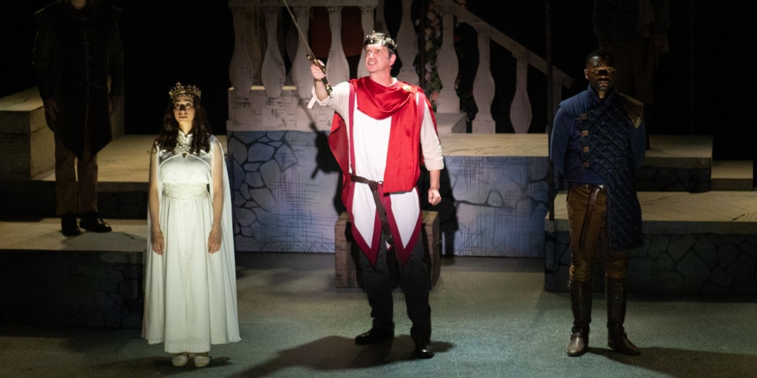 Review: CAMELOT at The Barnstormers  Image
