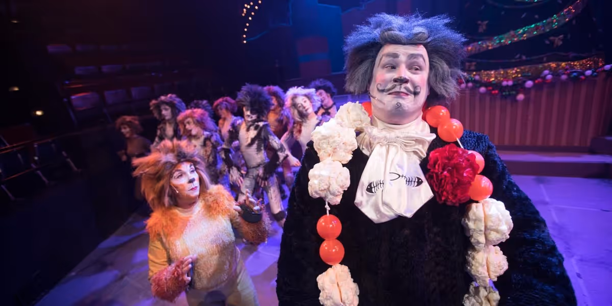 Review: CATS at Seacoast Repertory Theatre