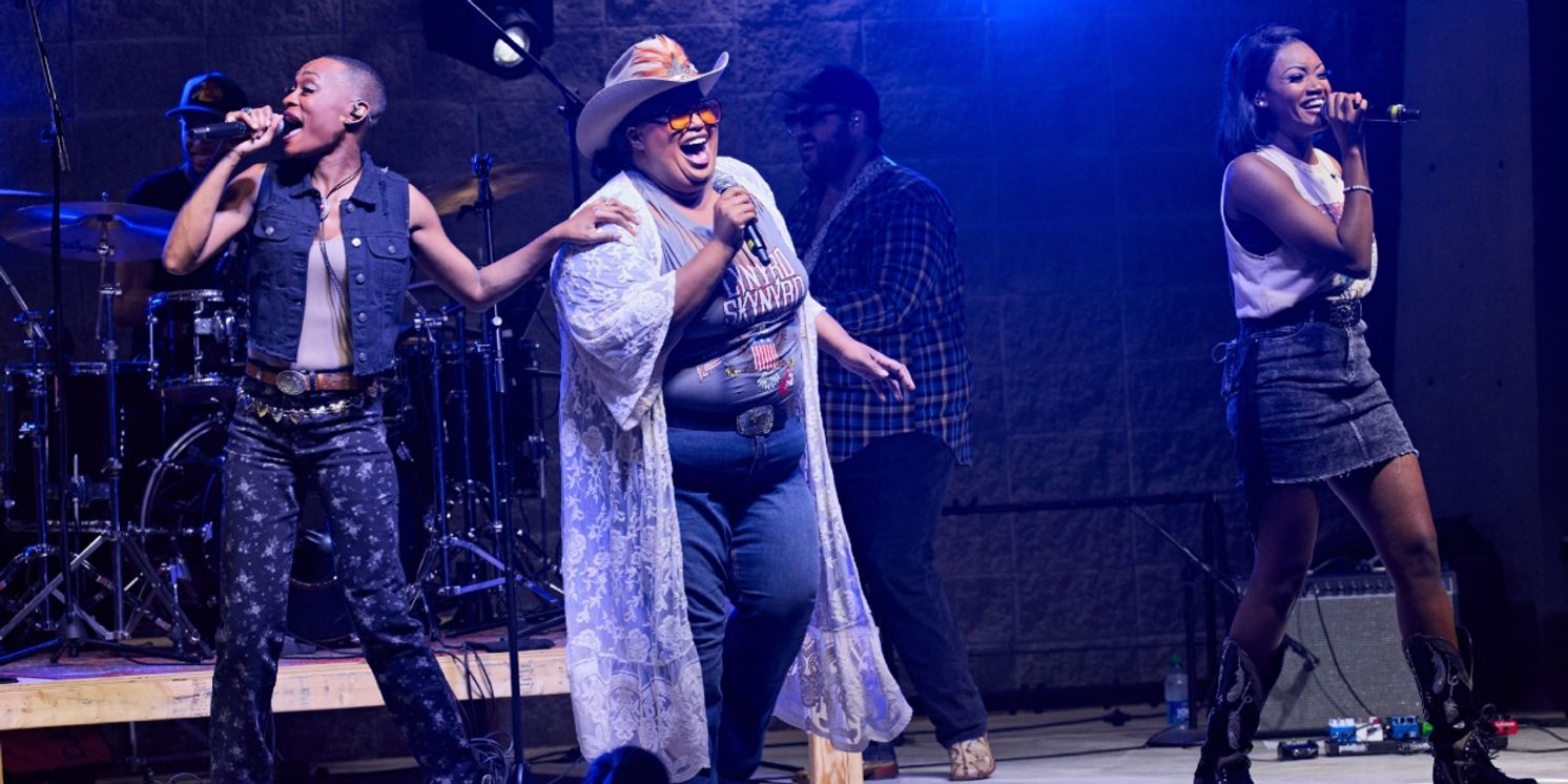 Review: CHAPEL HART at Magnolia Blossom Festival  Image