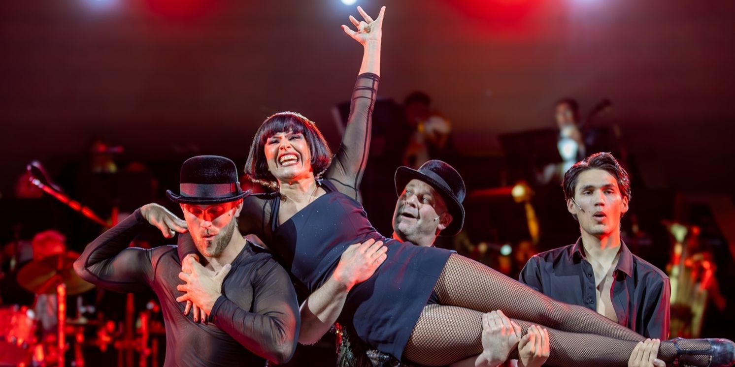 Review: CHICAGO Brings Razzle Dazzle to the Rancho Mirage Amohitheater  Image