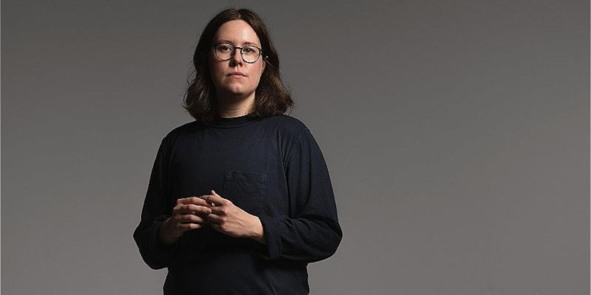 EDINBURGH 2023: Review: CHLOE PETTS: IF YOU CAN'T SAY ANYTHING NICE, Pleasance Courtyard, Pleasance Above