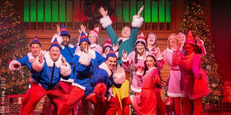 Review: CHRISTMAS BY CANDLELIGHT at The Candlelight Theatre Photo