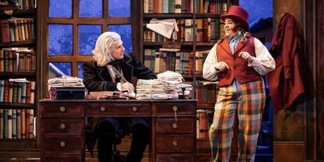 Review: CHRISTMAS CAROL GOES WRONG, King's Theatre Photo