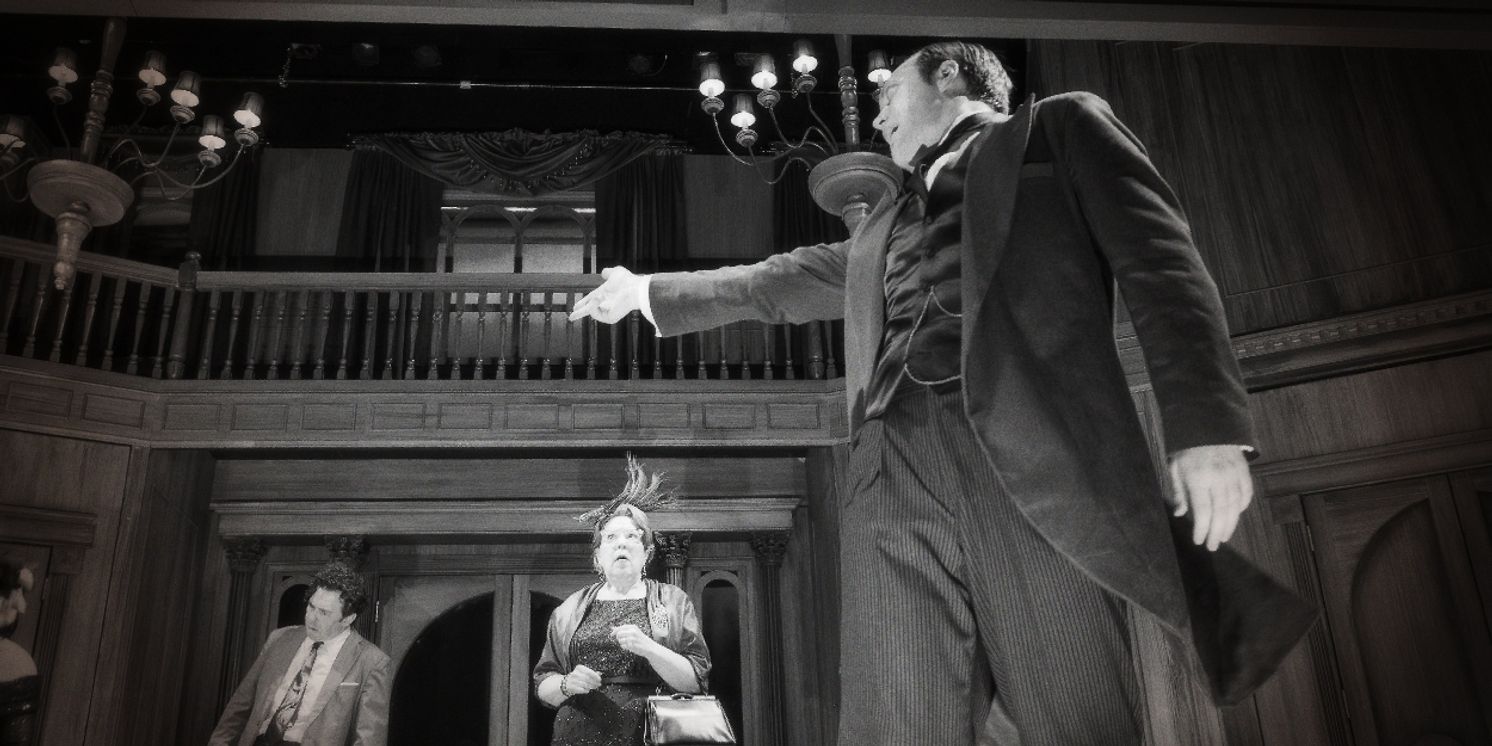 Review: CLUE at New Theatre Restaurant  Image