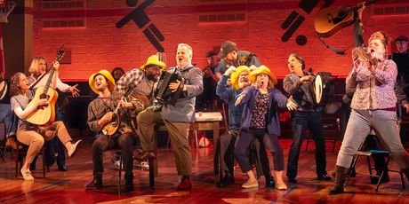Review: COME FROM AWAY at The Seattle Rep Photo