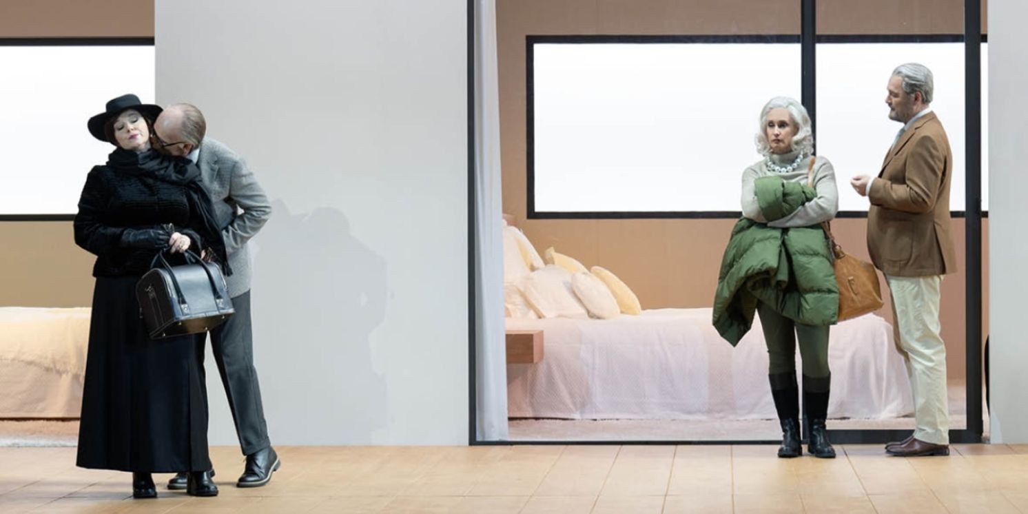 Review: COSÌ FAN TUTTE at Grand Théâtre  Image