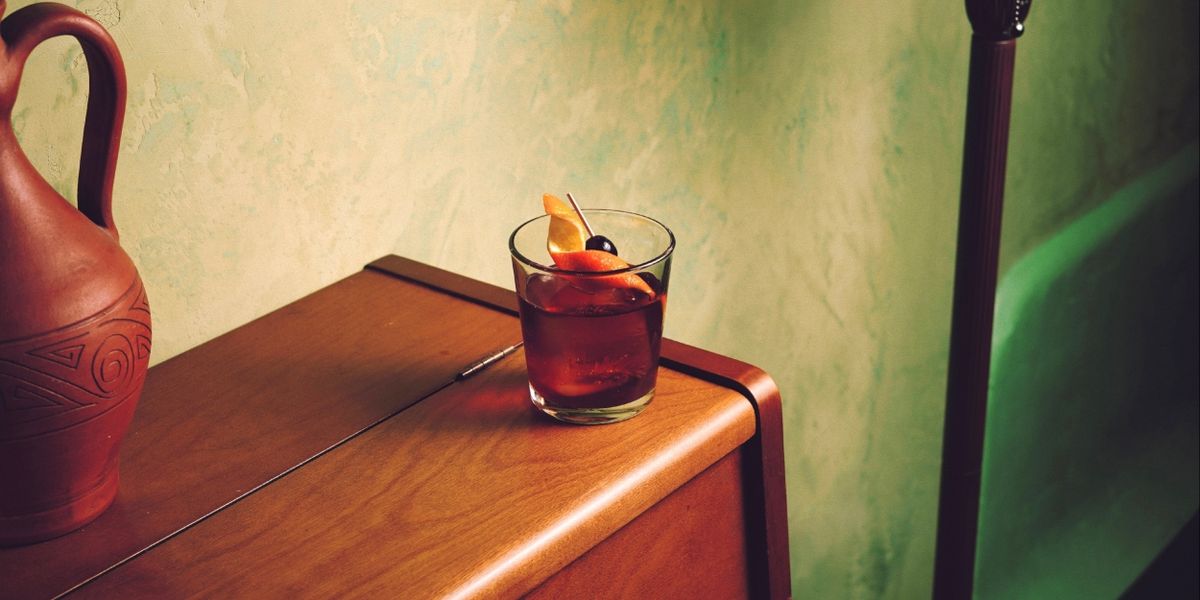 Review: Casanara: A Brooklyn Neighborhood Bar With Tropical Vibes and Cocktails