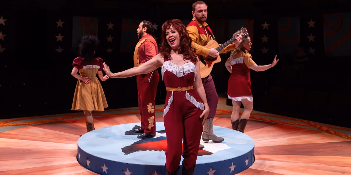 Review: DAS BARBECÜ at Stages Houston