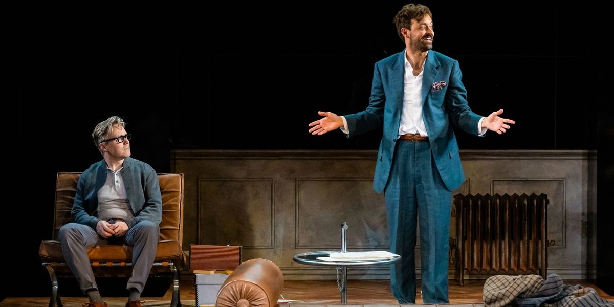 Review: DEAR ALIEN at Alley Theatre