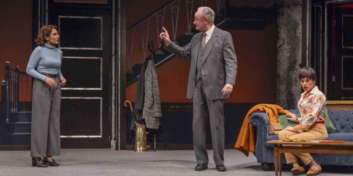 Review: DIAL M FOR MURDER at Arizona Theatre Company