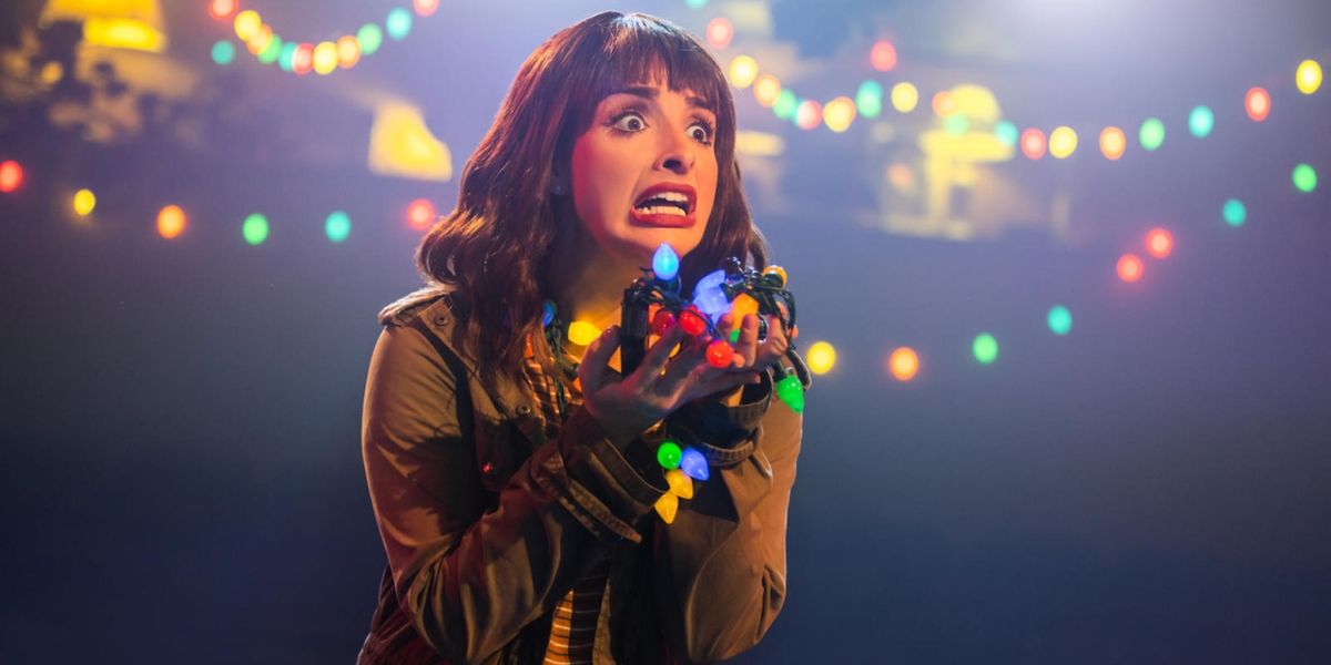 Review: Dive Headfirst into the Upside Down with STRANGER SINGS: A MUSICAL PARODY at Straz Center