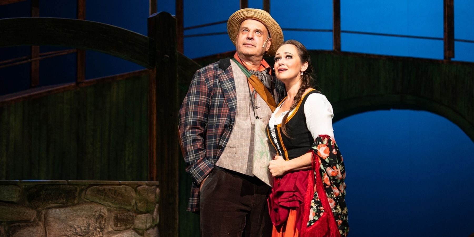 Review: DIVOTVORNÝ HRNEC v Divadle Hybernia