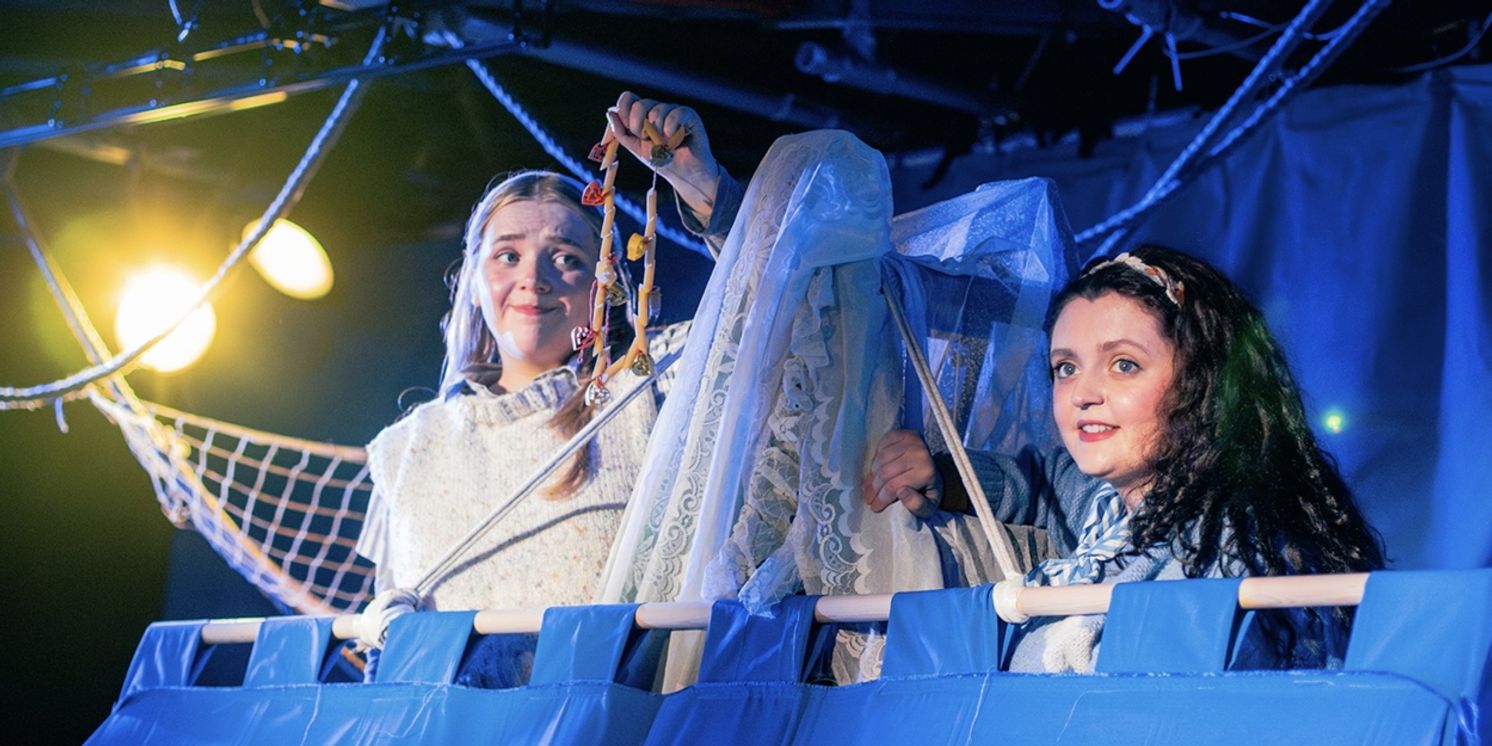 Review: DOON THE WATTER, Paisley Centre  Image
