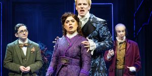Review: DRACULA: A COMEDY OF TERRORS at Arizona Theatre Company