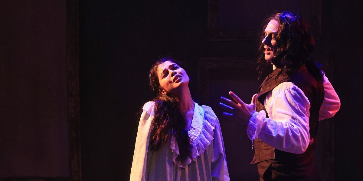 Review: DRACULA at CLASSICAL THEATRE COMPANY