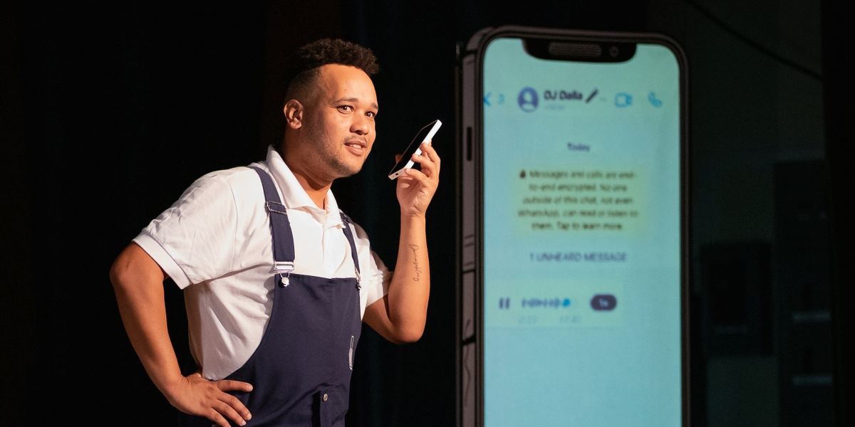 Review: DUDE! WAA'S MY PHONE? at Artscape Arena