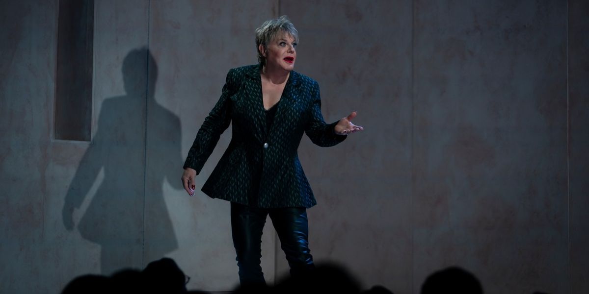 Review: EDDIE IZZARD IN HAMLET at Shakespeare Theatre Company