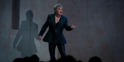 Review: EDDIE IZZARD IN HAMLET at Shakespeare Theatre Company Photo