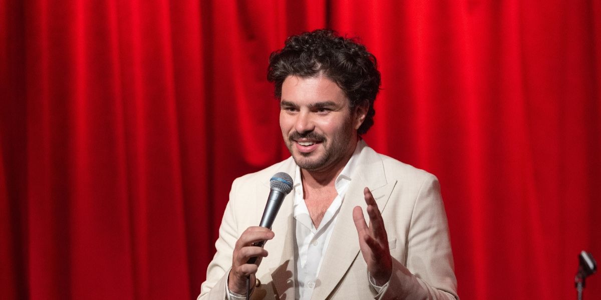 REVIEW: EDINBURGH 2024: AMOS GILL: GOING DOWN SWINGING, Underbelly, Bristo Square