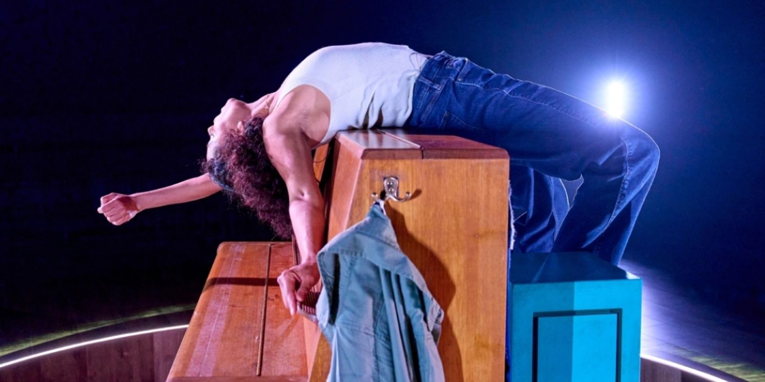 Review: ELEPHANT, Menier Chocolate Factory  Image