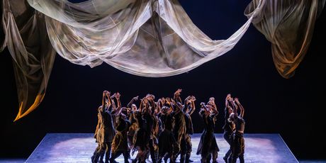 Review: EMERGENCE, Theatre Royal Photo
