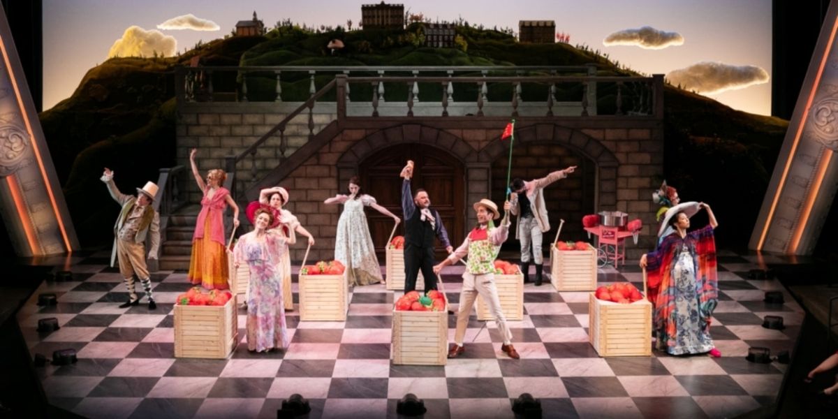 Review: EMMA is Eccentric at the Denver Center