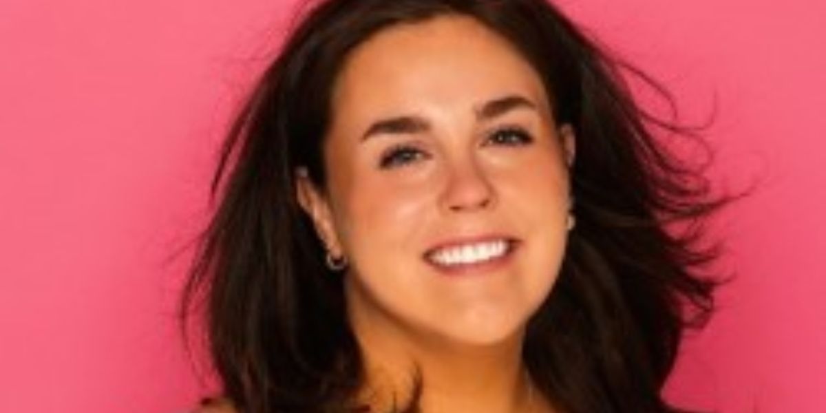 Review: ERIN FARRINGTON: THINK BETTER: MANIFESTING MONEY, REAL ESTATE AND HOT PEOPLE, Pleasance Courtyard