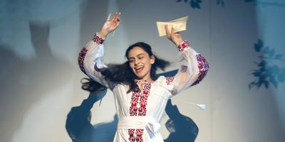 Review: EUGENE ONEGIN, The Grange Festival Photo