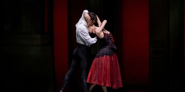 Review: EUGENE ONEGIN at Lyric Opera Of Chicago