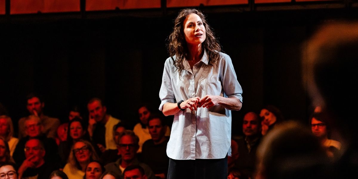 Review: EVERY BRILLIANT THING, starring Minnie Driver, @sohoplace