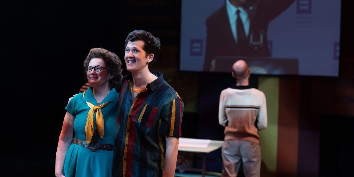 Review: EVERYBODY'S FAVORITE MOTHER at Phoenix Theatre