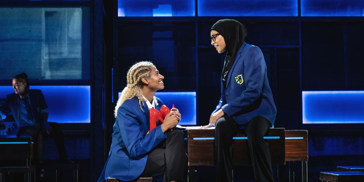 Review: EVERYBODY'S TALKING ABOUT JAMIE, Peacock Theatre