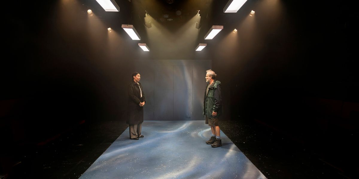 Review: FATHERLAND, Hampstead Theatre