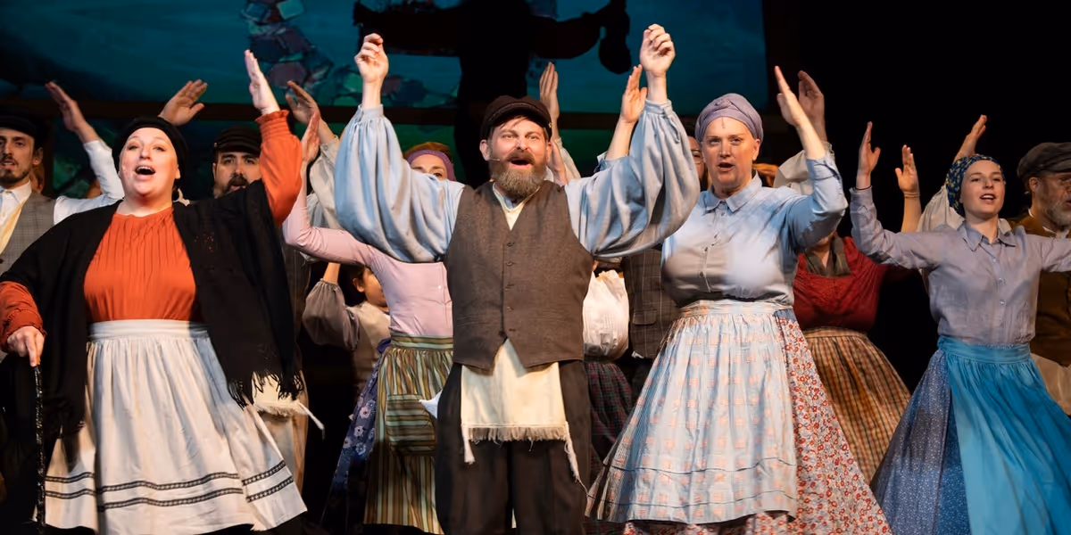 Review: FIDDLER ON THE ROOF at Bellevue Little Theatre is Bigger Than Life