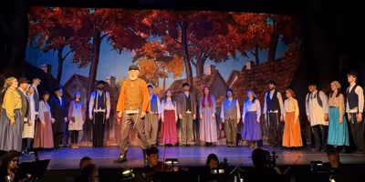 Review: FIDDLER ON THE ROOF at Plaza Theatrical Photo