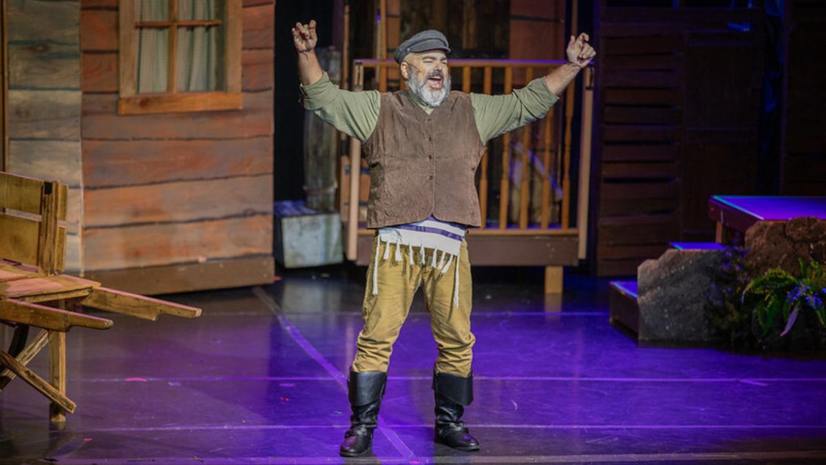 Review: FIDDLER ON THE ROOF at William County Performing Arts Center