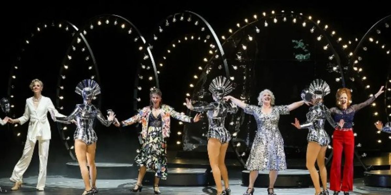 Review: FOLLIES at Volksoper, Wien  Image