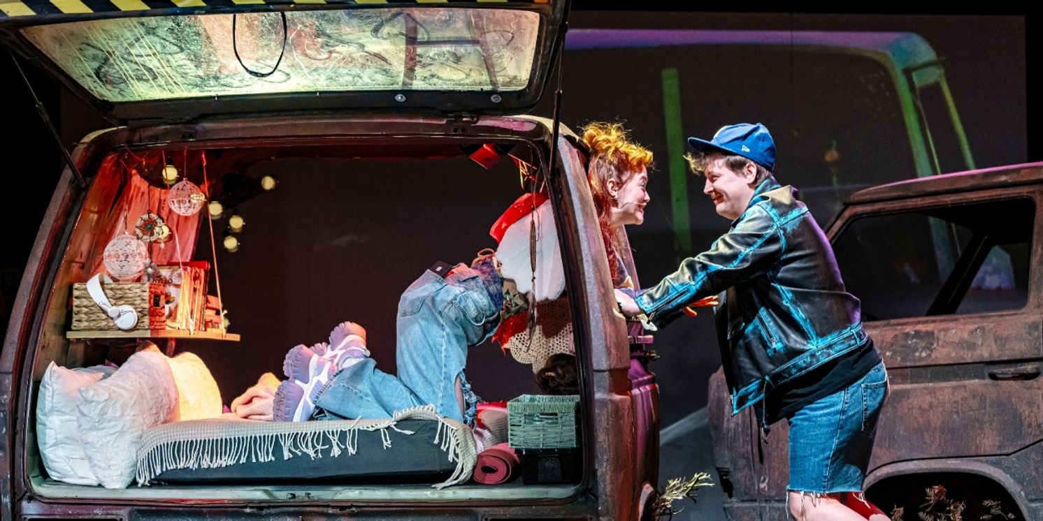 Review: FOREPLAY at Capitol Musical Theatre, Wroclaw  Image