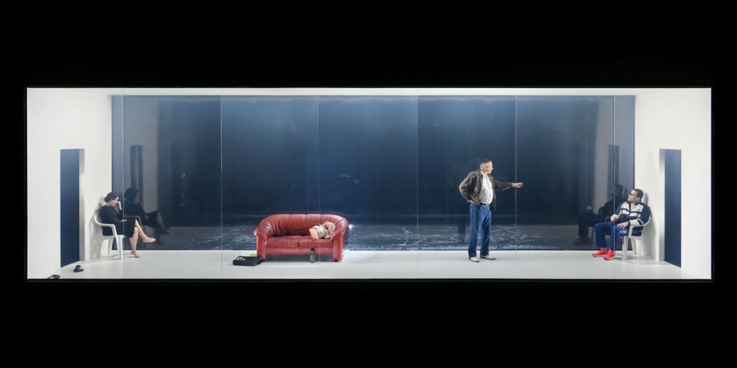 Review: GENGÅNGARE BY IBSEN At Stadteatern  Image