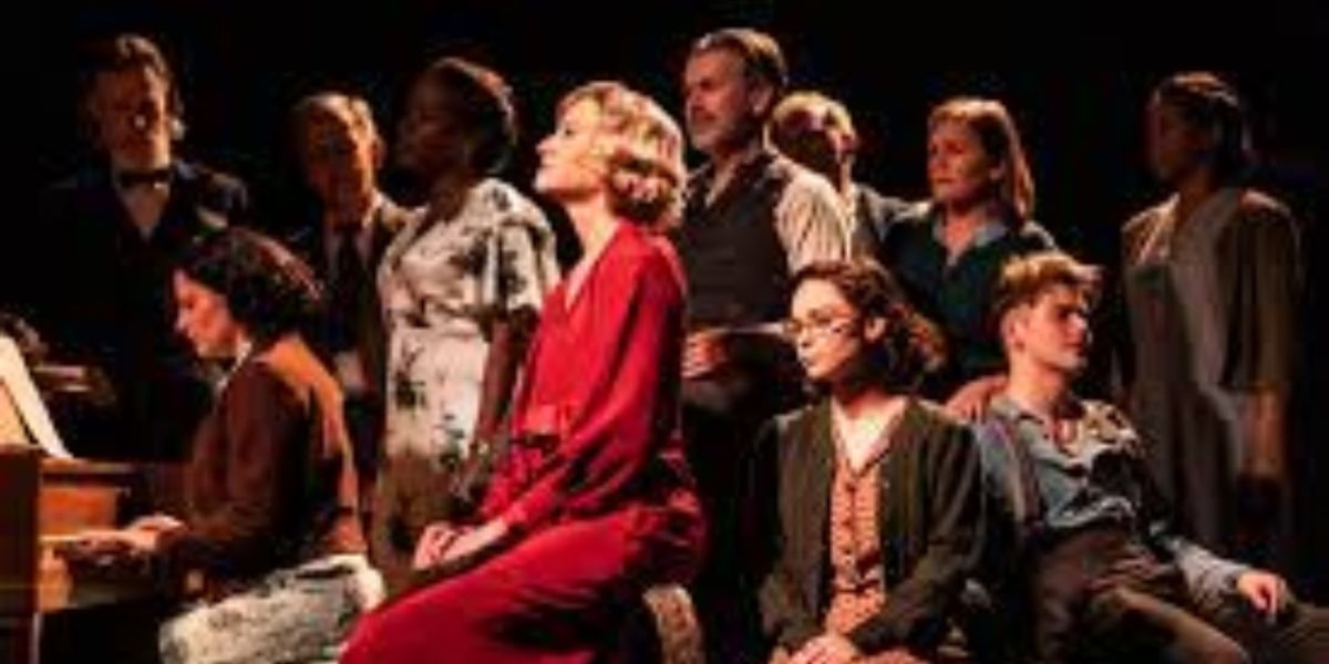Review: GIRL FROM THE NORTH COUNTRY at Connor Palace
