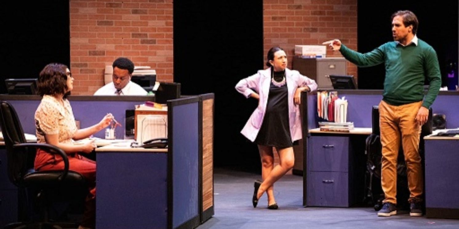 Review: GLORIA At Stray Cat Theatre  Image