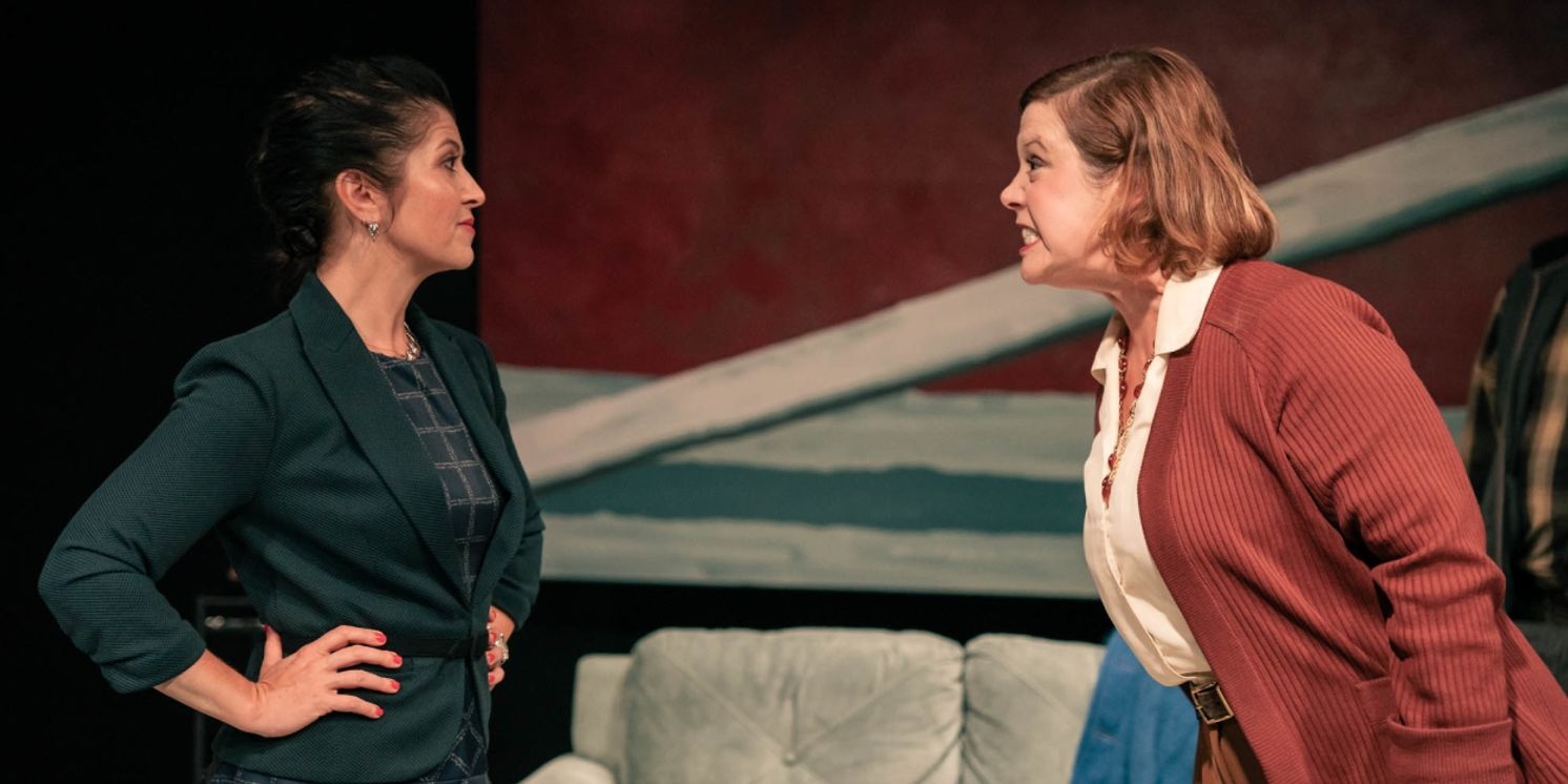 Review: GOD OF CARNAGE at Masquers Playhouse  Image