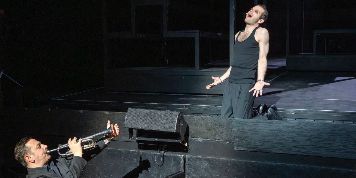 Review: Berliner Ensemble's Gone-in-a-Flash THREEPENNY OPERA Spends Long Weekend at BAM