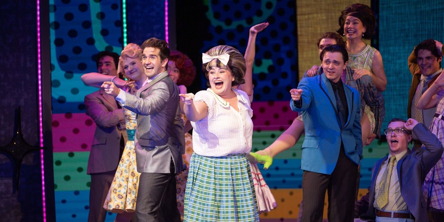 Review: HAIRSPRAY at Fulton Theatre  Image
