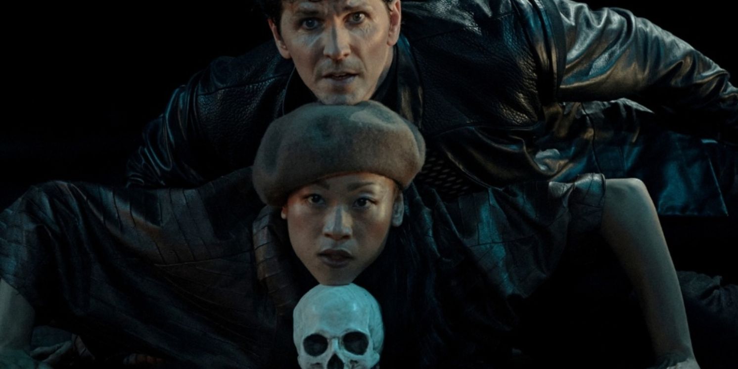 Review: HAMLET, PRINCE OF DENMARK at Elgin Theatre  Image