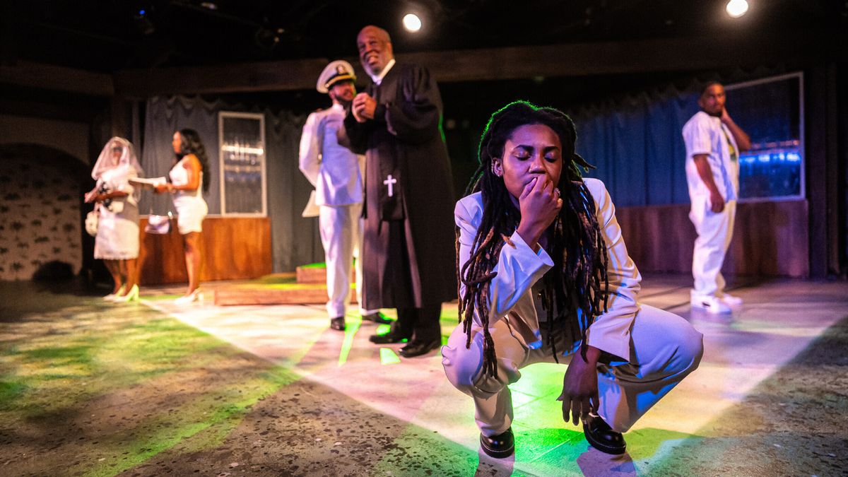 Review: The Gift Theatre's HAYWARD at Steppenwolf Theatre