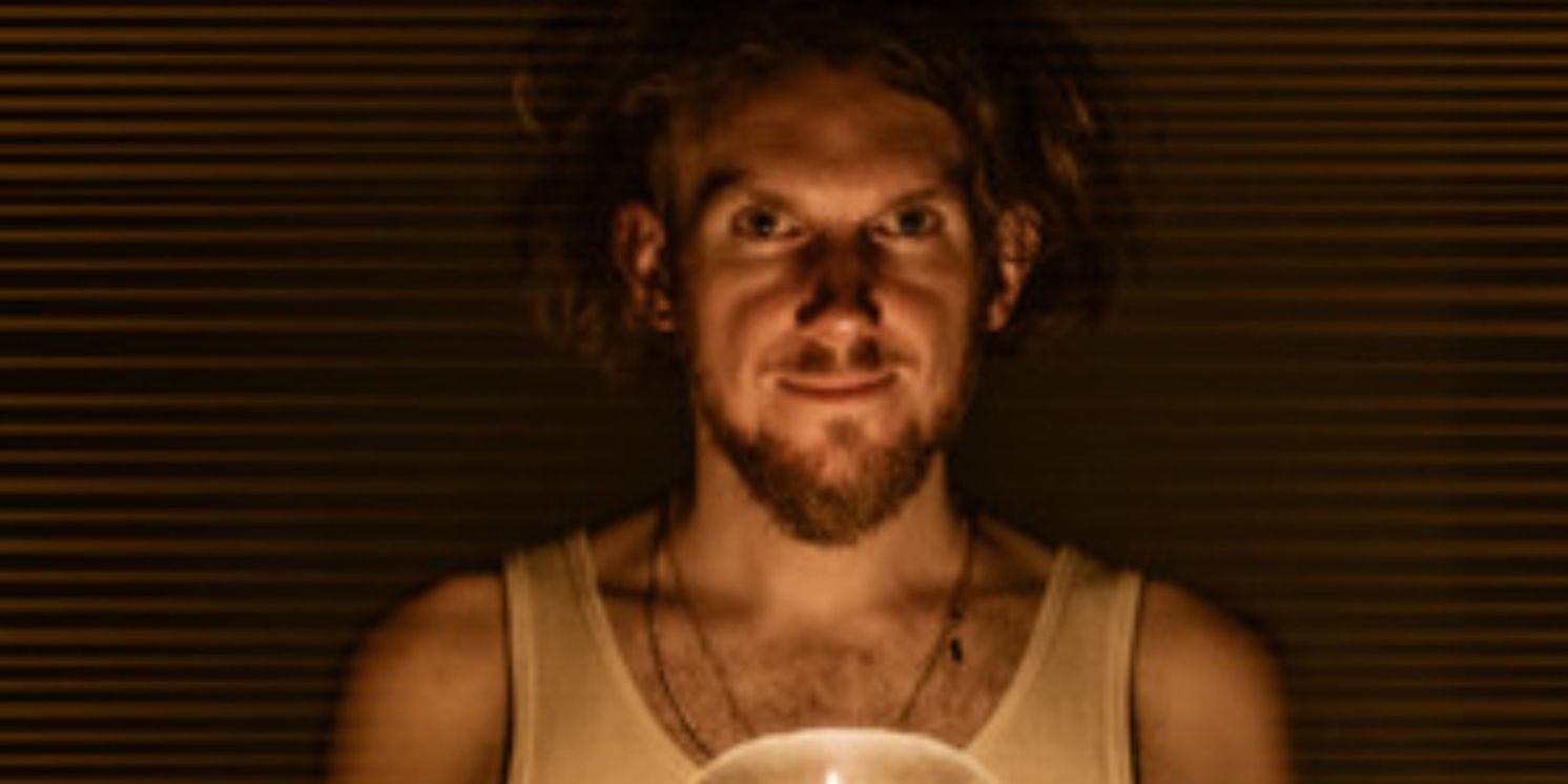 Review: HELIOS - ADELAIDE FRINGE 2024 at The Yurt At The Courtyard Of Curiosities At The Migration Museum  Image