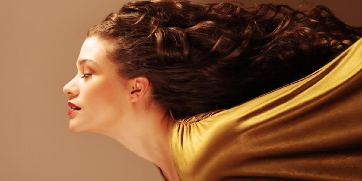 Review: HERE COME THE DREAMERS As MAUDE MAGGART Comes Back To Sing at Birdland