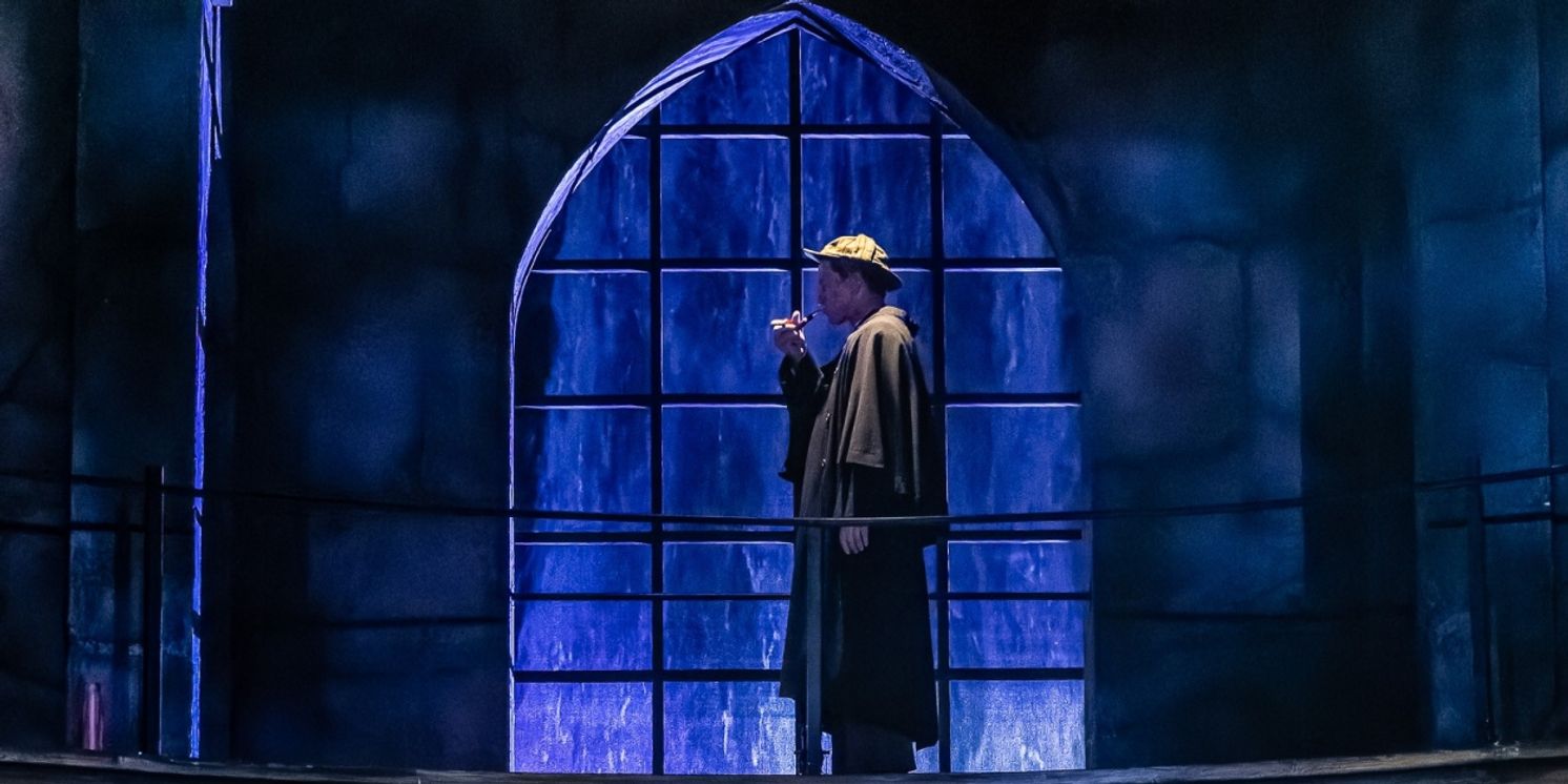 Review: HOLMES & WATSON at Laguna Playhouse  Image