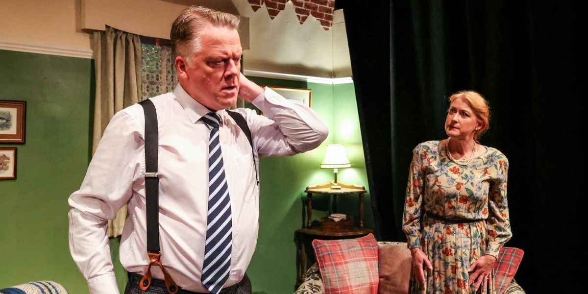 Review: HOME AT SEVEN, Tabard Theatre